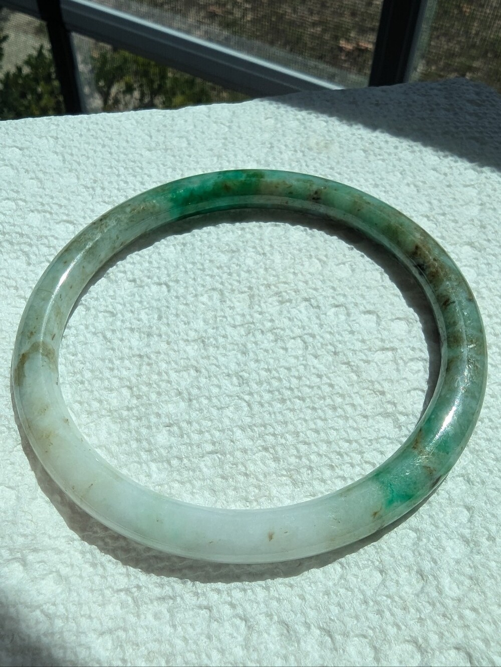 Spicy Green Jadiate Jade Bangel